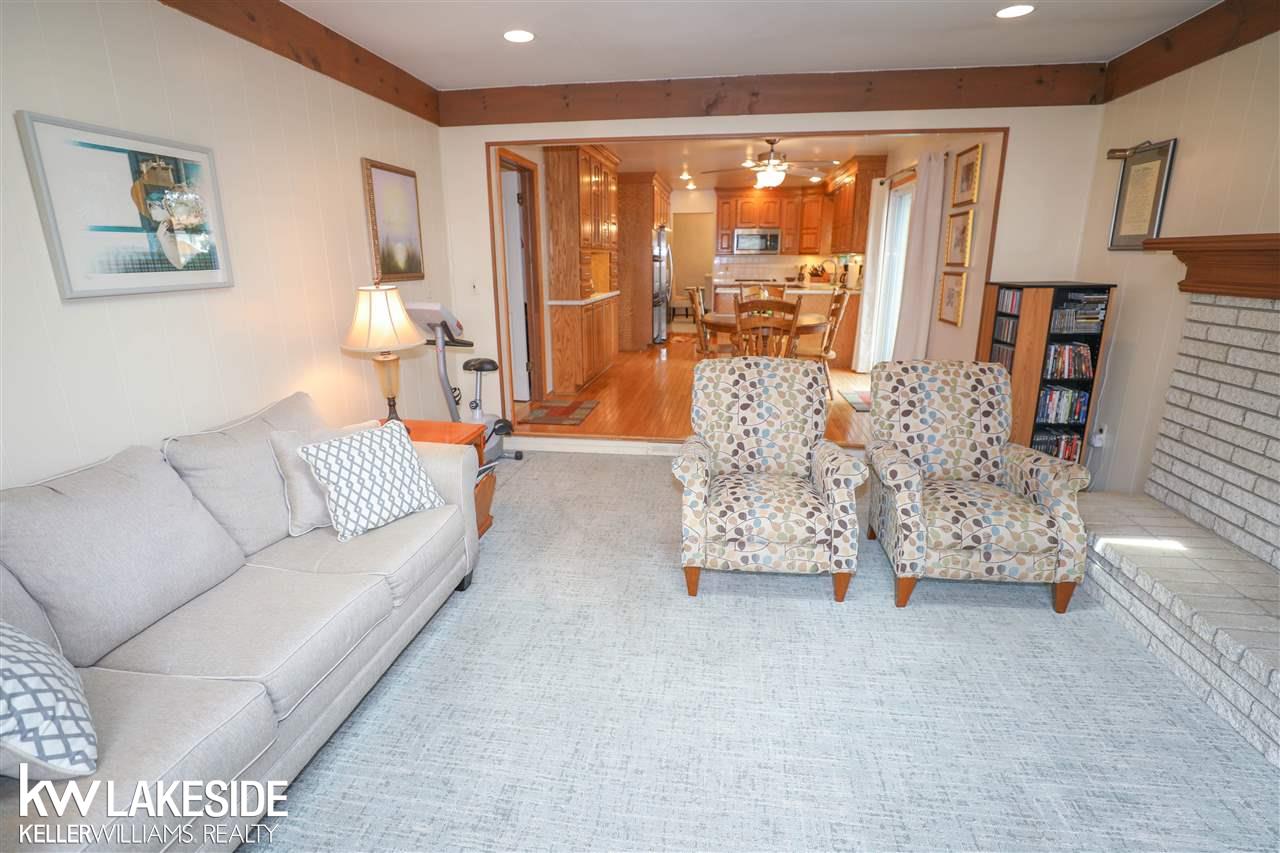 430 Sunlight Drive Rochester, MI 48309 - Photo 20 of 34 31388129-19.JPG