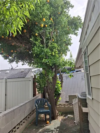 $68,000 | 601 North Kirby Street, Unit 195, Hemet, CA 92545