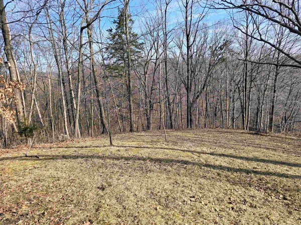 $129,000 | 4932-4944 Orion Court, Cassville, WI 53806