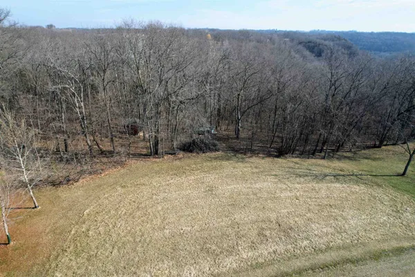 $129,000 | 4932-4944 Orion Court, Cassville, WI 53806