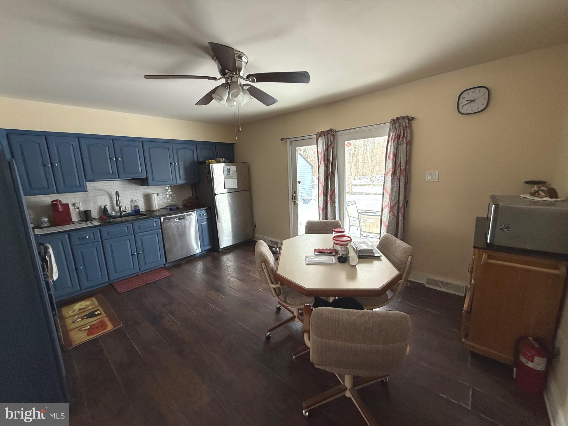 75 Kansas Road Pennsville, NJ 08070 - Photo 9 of 19