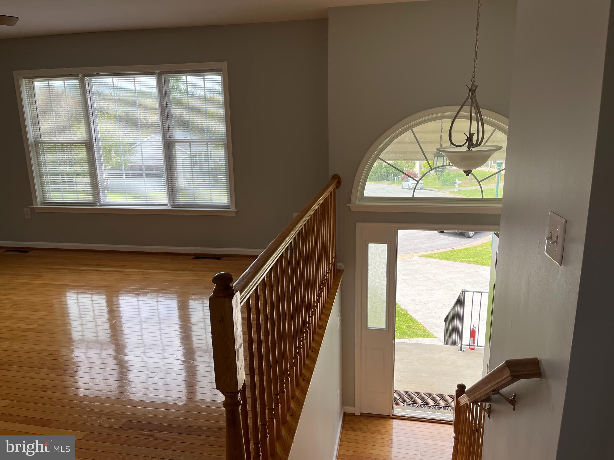 994 View Crest Court Front Royal, VA 22630 - Photo 19 of 24