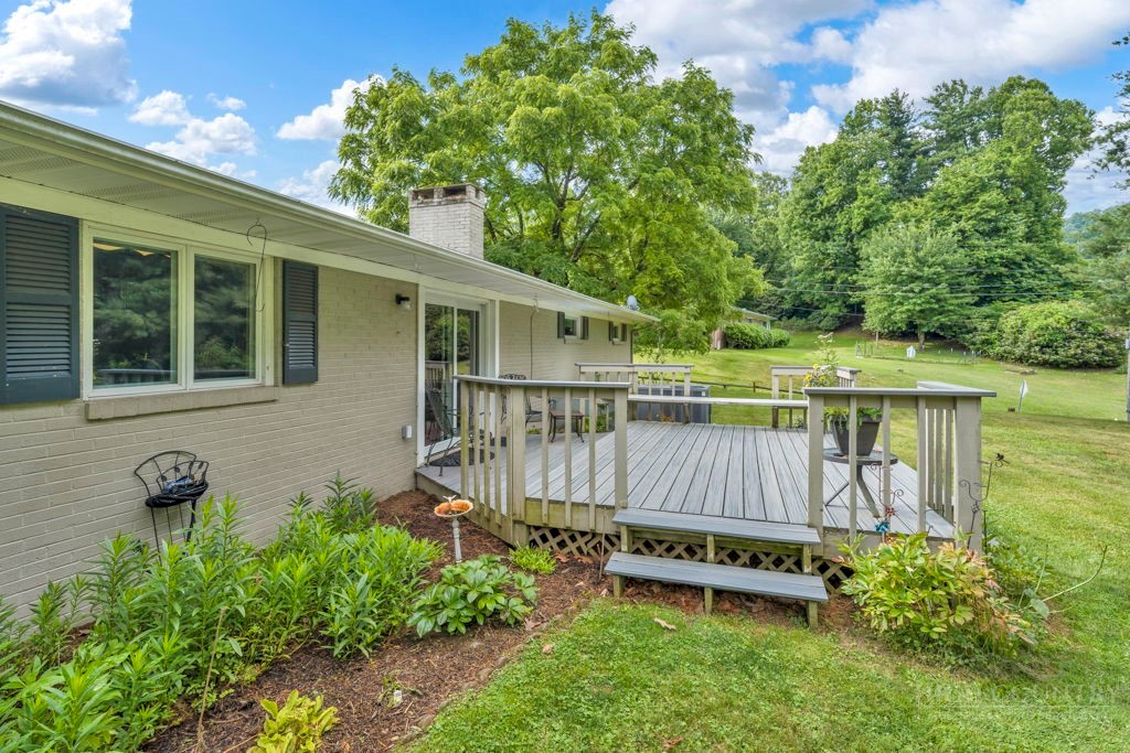 443 Dogwood Road Boone, NC 28607 - Photo 3 of 33