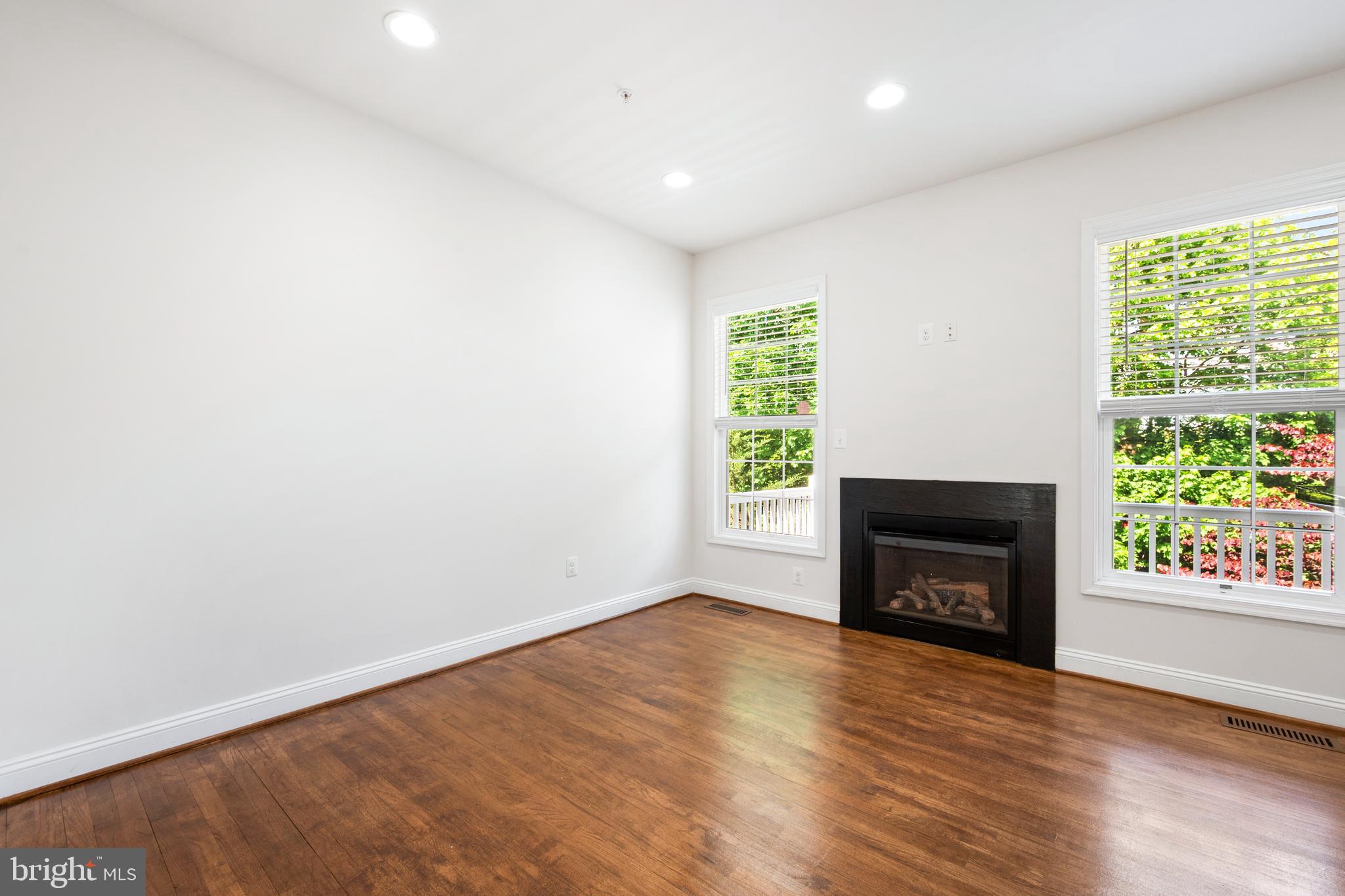 8342 Broderick Circle Gaithersburg, MD 20877 - Photo 14 of 34