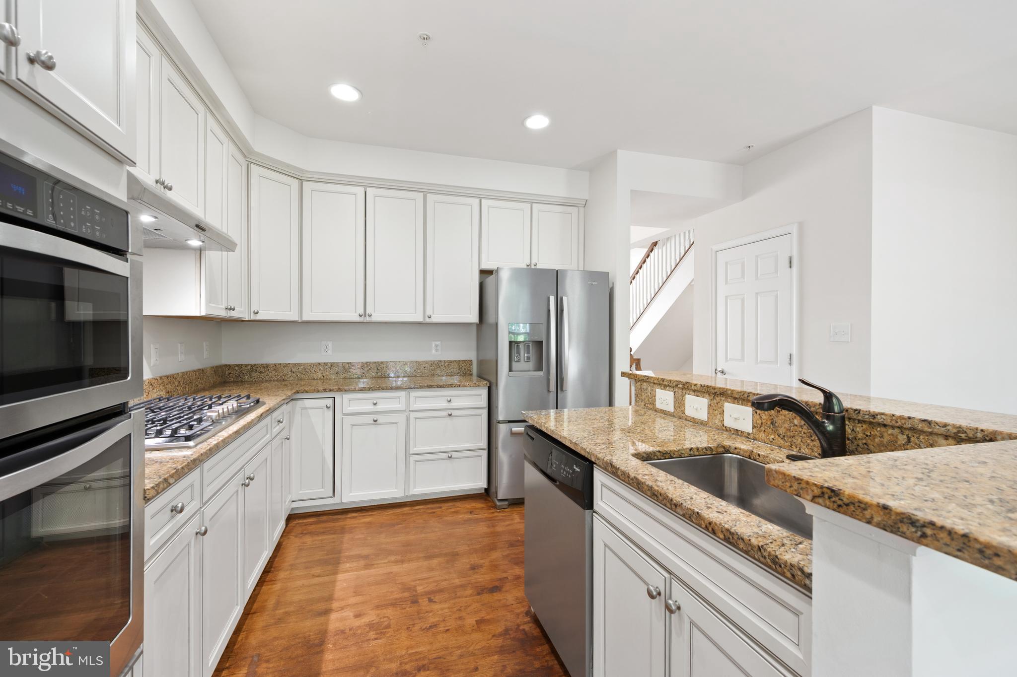 8342 Broderick Circle Gaithersburg, MD 20877 - Photo 16 of 34 Kitchen