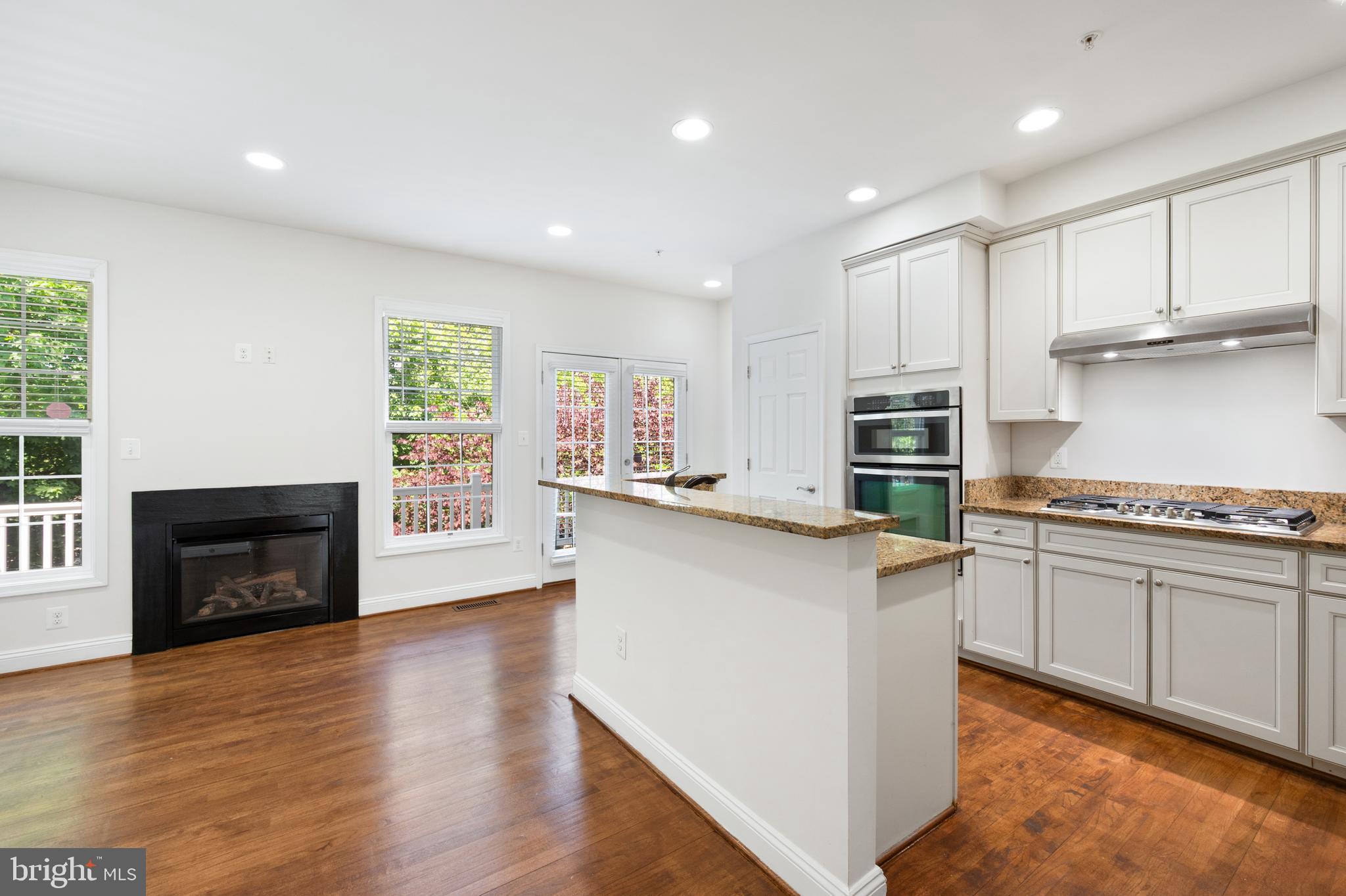 8342 Broderick Circle Gaithersburg, MD 20877 - Photo 17 of 34