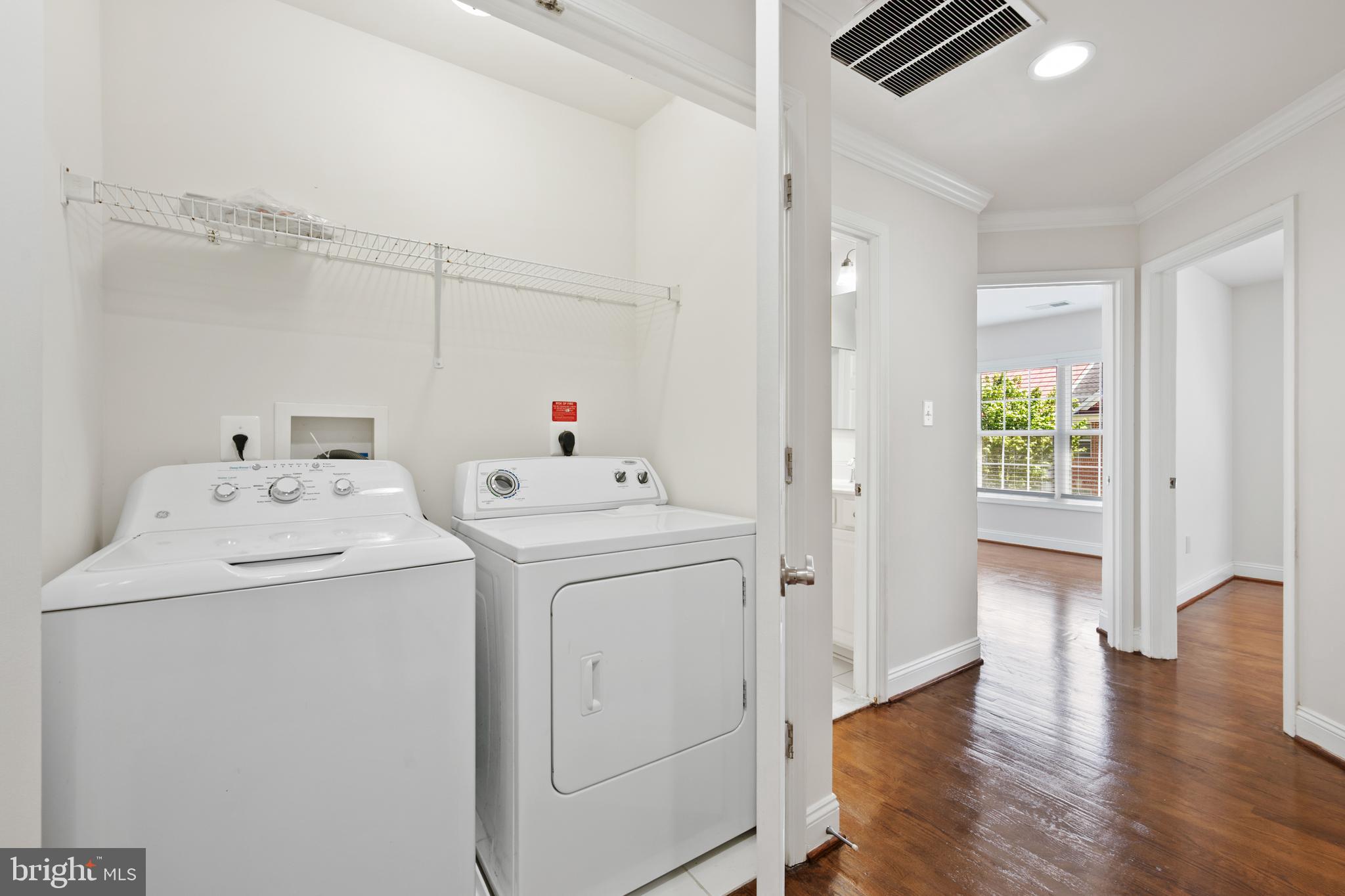 8342 Broderick Circle Gaithersburg, MD 20877 - Photo 21 of 34 Laundry Room