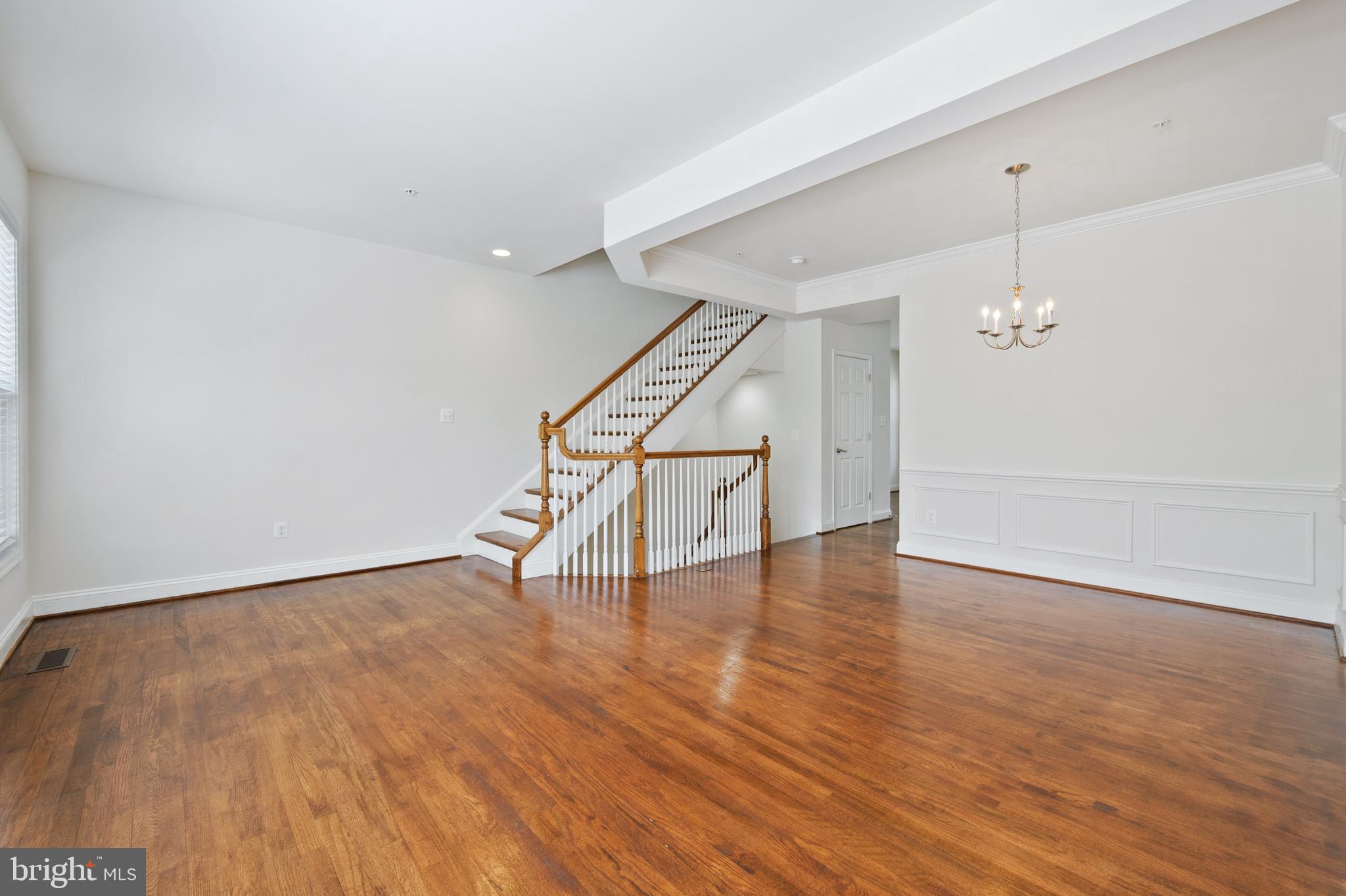 8342 Broderick Circle Gaithersburg, MD 20877 - Photo 8 of 34