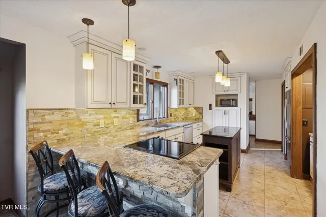 $369,900 | 137 Columbine Road, Kingsport, TN 37660