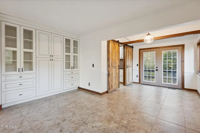 $369,900 | 137 Columbine Road, Kingsport, TN 37660