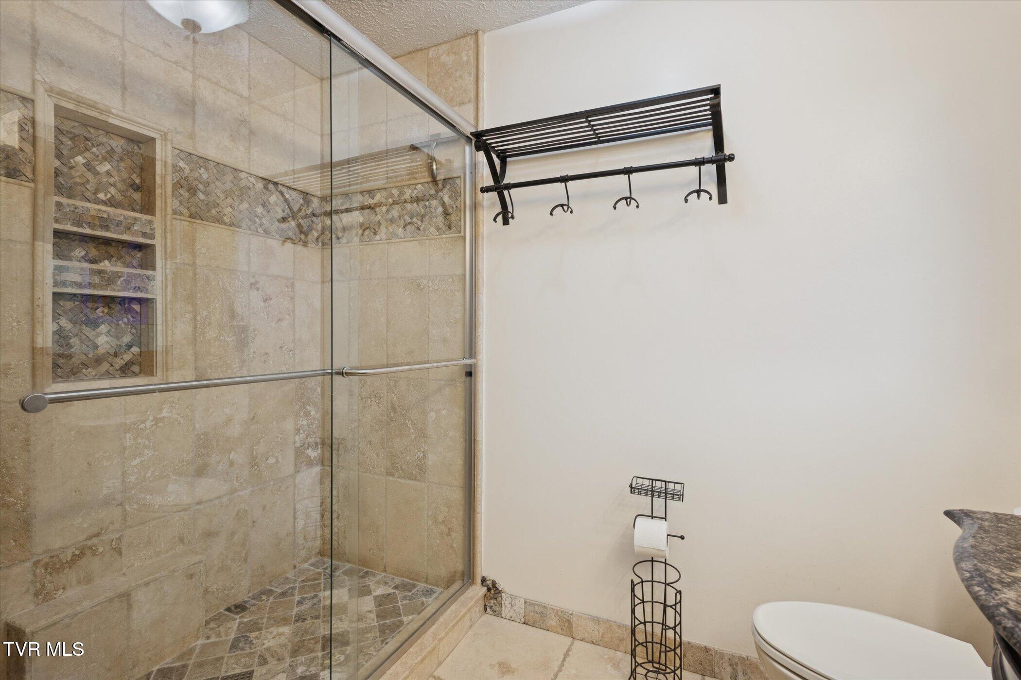 137 Columbine Road Kingsport, TN 37660 - Photo 26 of 62 24-137 Columbine Rd-WindowStill-Photogra