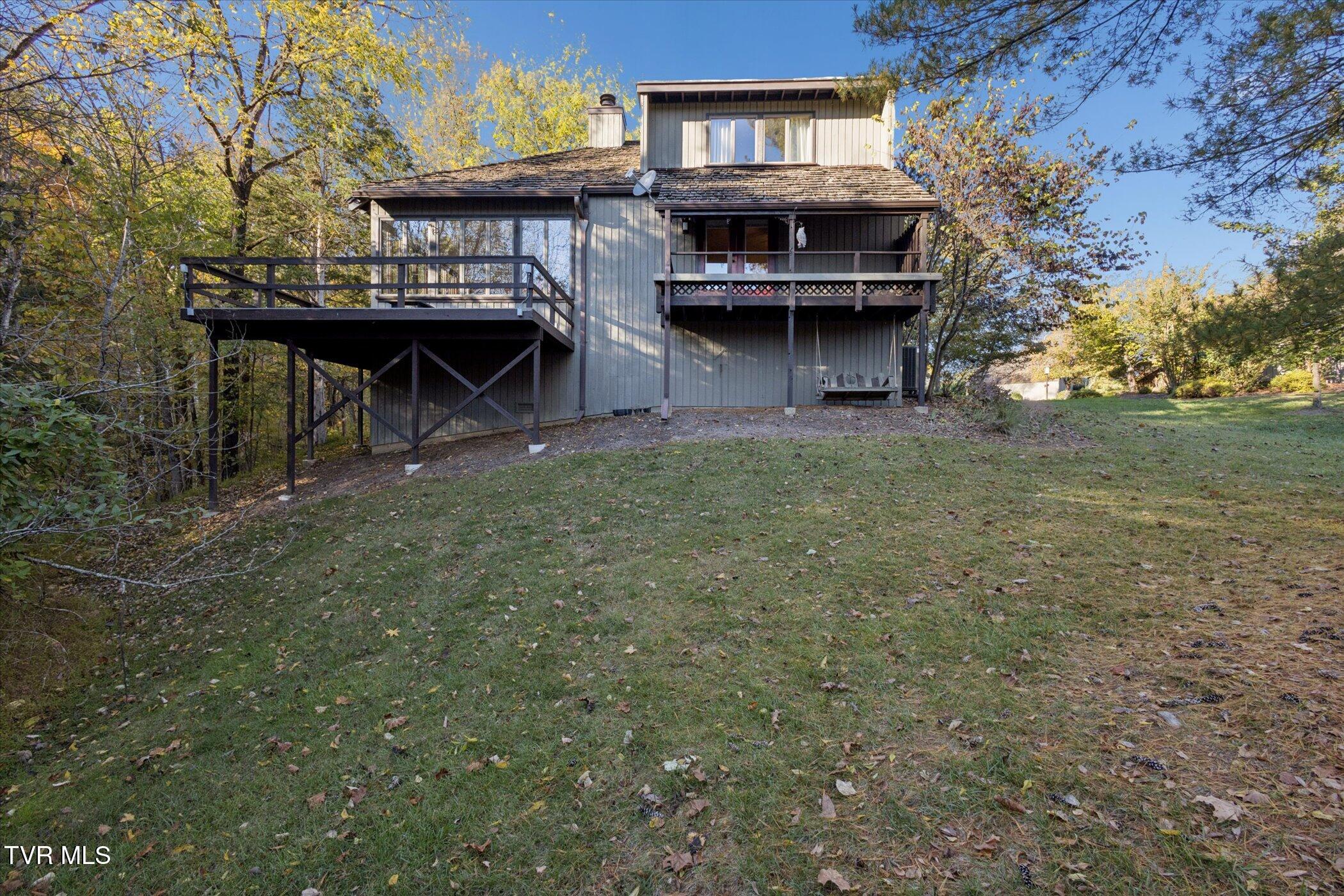 137 Columbine Road Kingsport, TN 37660 - Photo 37 of 62 35-137 Columbine Rd-WindowStill-Photogra