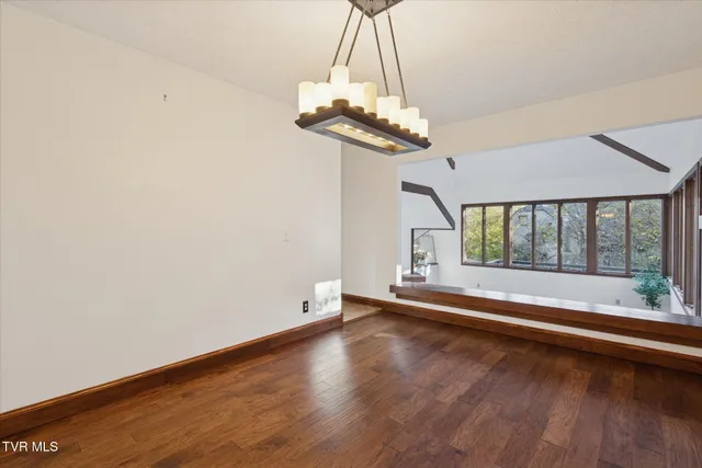 $369,900 | 137 Columbine Road, Kingsport, TN 37660