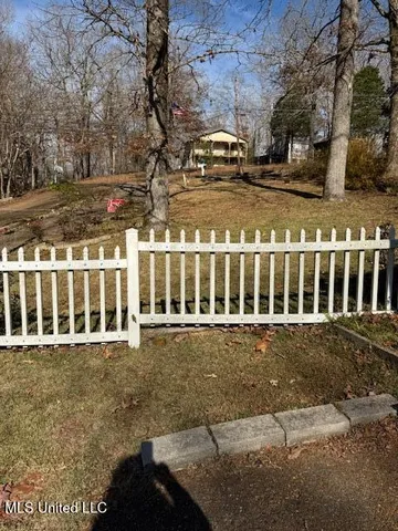 $309,000 | 908 Lakeview Drive, Ashland, MS 38603