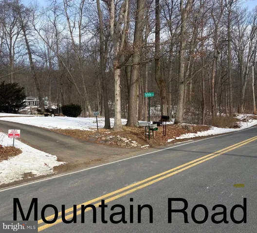 $309,900 | 2615 Mountain Road, Hamburg, PA 19526