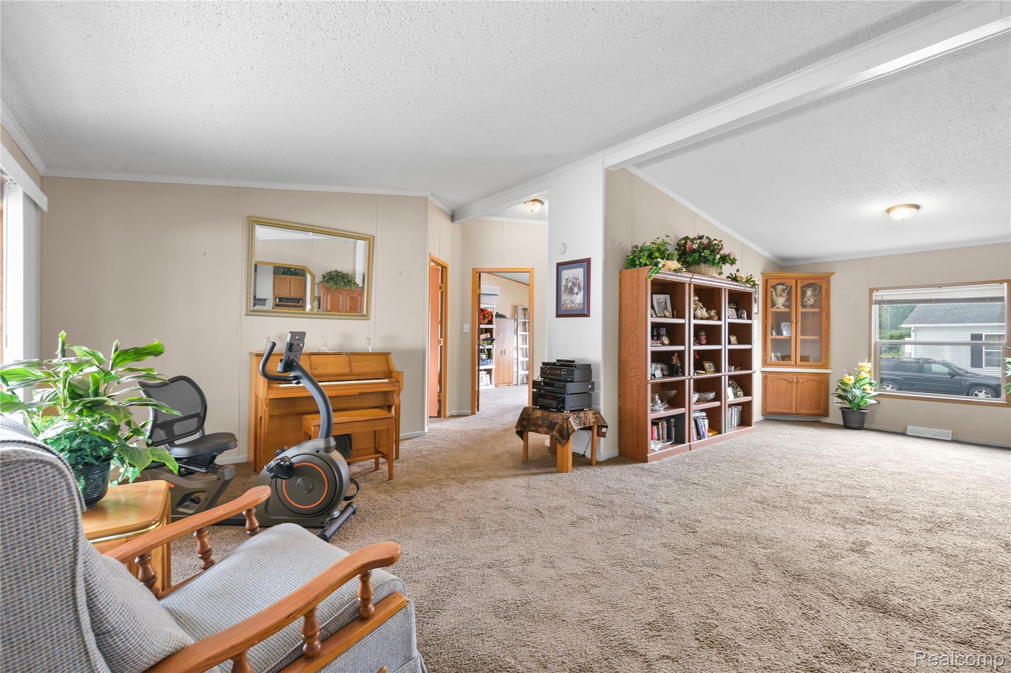 13451 Mapleview Street Carleton, MI 48117 - Photo 6 of 35 _BDB8241.jpg