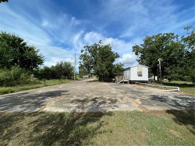 $90,000 | 636 Buras River Road, Buras, LA 70041