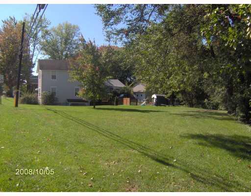197 Chicora Road Butler, PA 16001 - Photo 15 of 16 Yard/Garden.