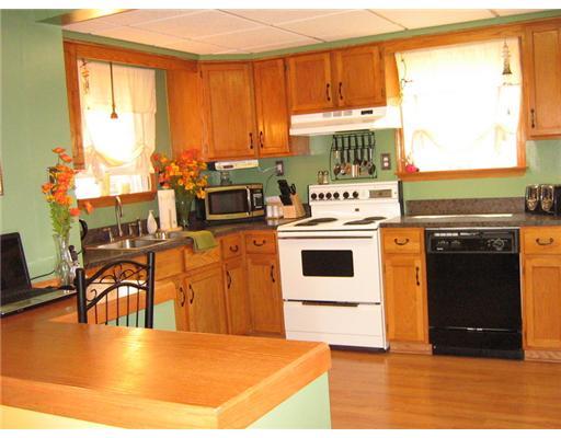 197 Chicora Road Butler, PA 16001 - Photo 4 of 16 Kitchen.