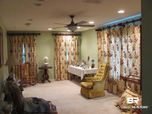 5485 East Oak Ridge Drive Orange Beach, AL 36561 - Photo 11 of 13 Living Area