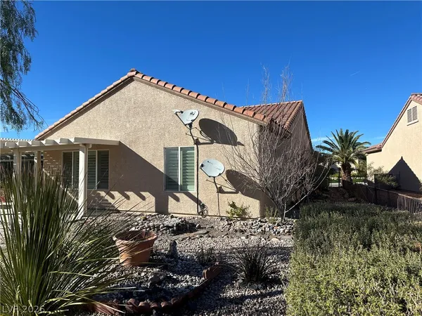 $2,750 | 2805 Foxtail Creek Avenue, Henderson, NV 89052