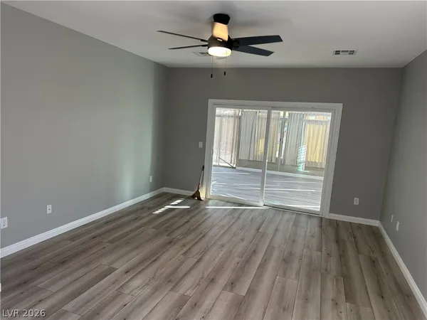 $2,750 | 2805 Foxtail Creek Avenue, Henderson, NV 89052