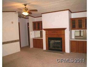 3050 South Old St Road Wabash, IN 46992 - Photo 4 of 11 Gallery Image 4