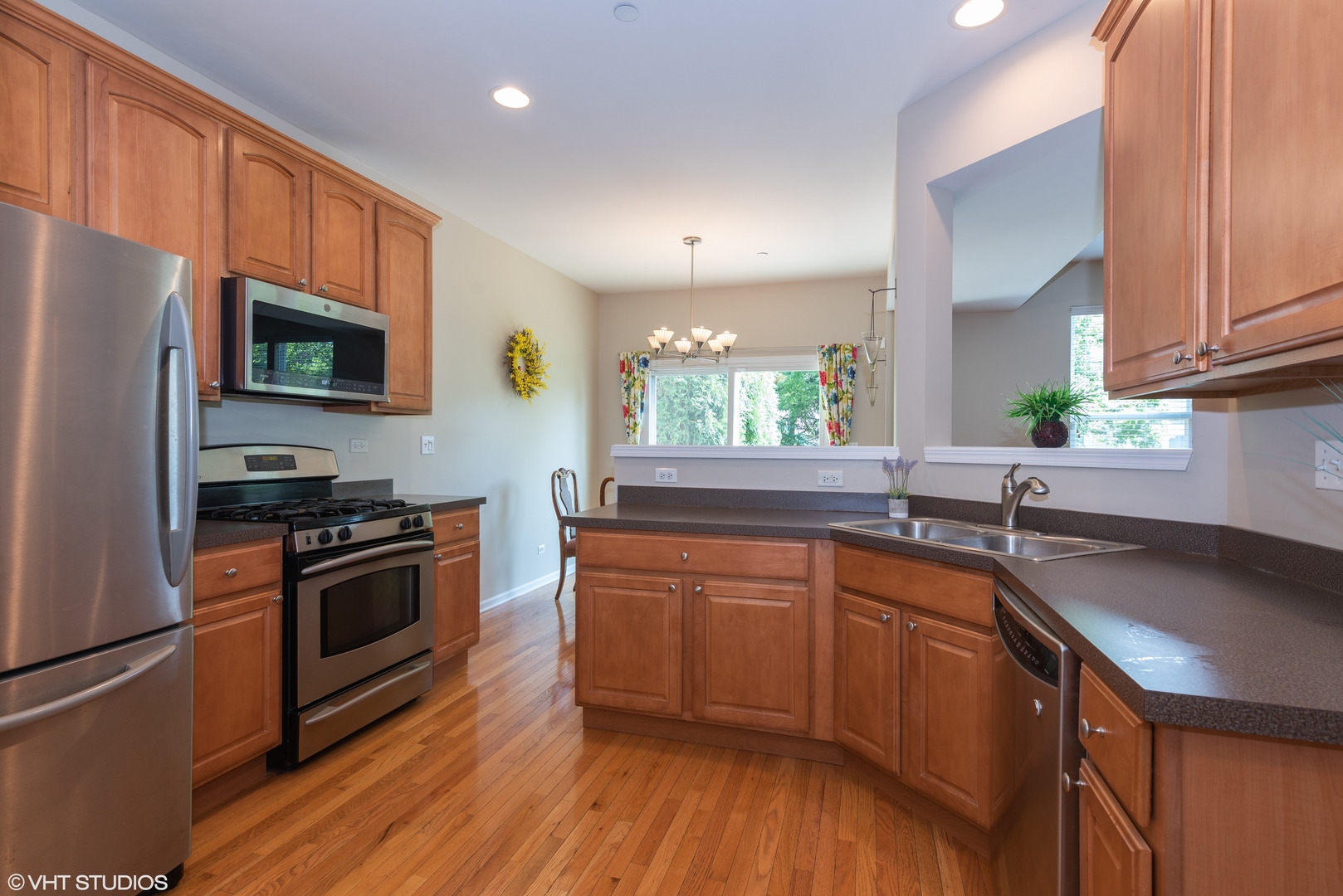 Undisclosed Address Streamwood, IL 60107 - Photo 5 of 16