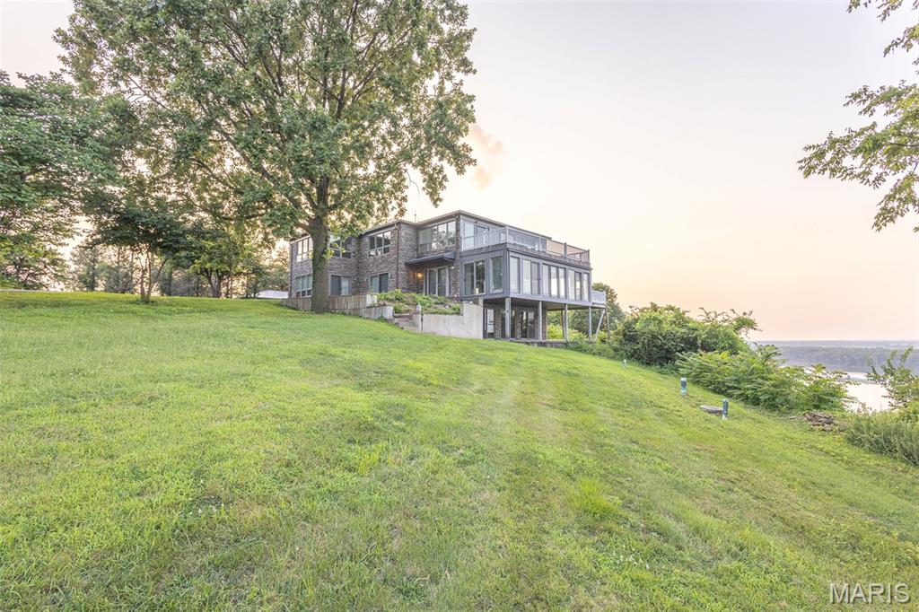 4 Riverhills Road Hannibal, MO 63401 - Photo 1 of 84 Gallery Image 1