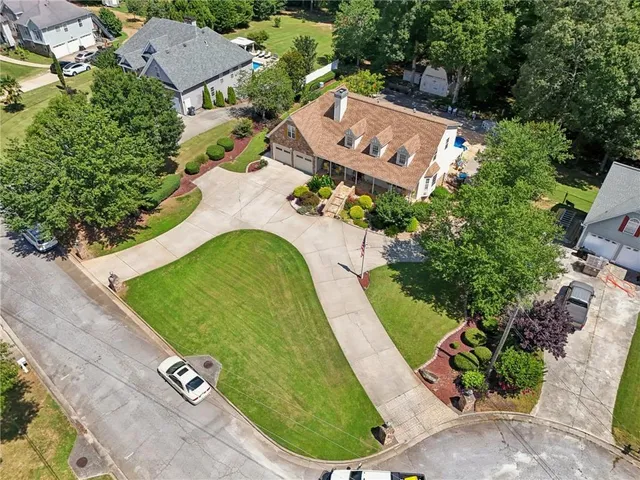 $609,900 | 5492 Twin Oak Drive, Douglasville, GA 30135