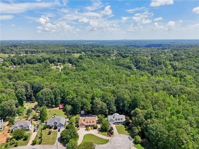 $609,900 | 5492 Twin Oak Drive, Douglasville, GA 30135