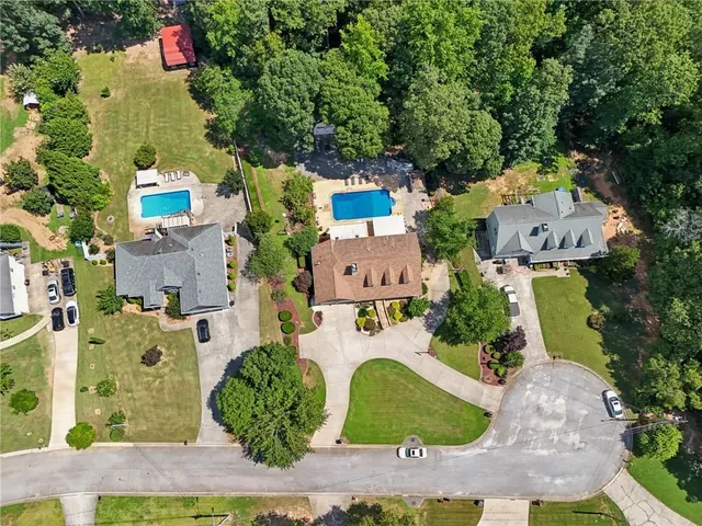 $609,900 | 5492 Twin Oak Drive, Douglasville, GA 30135