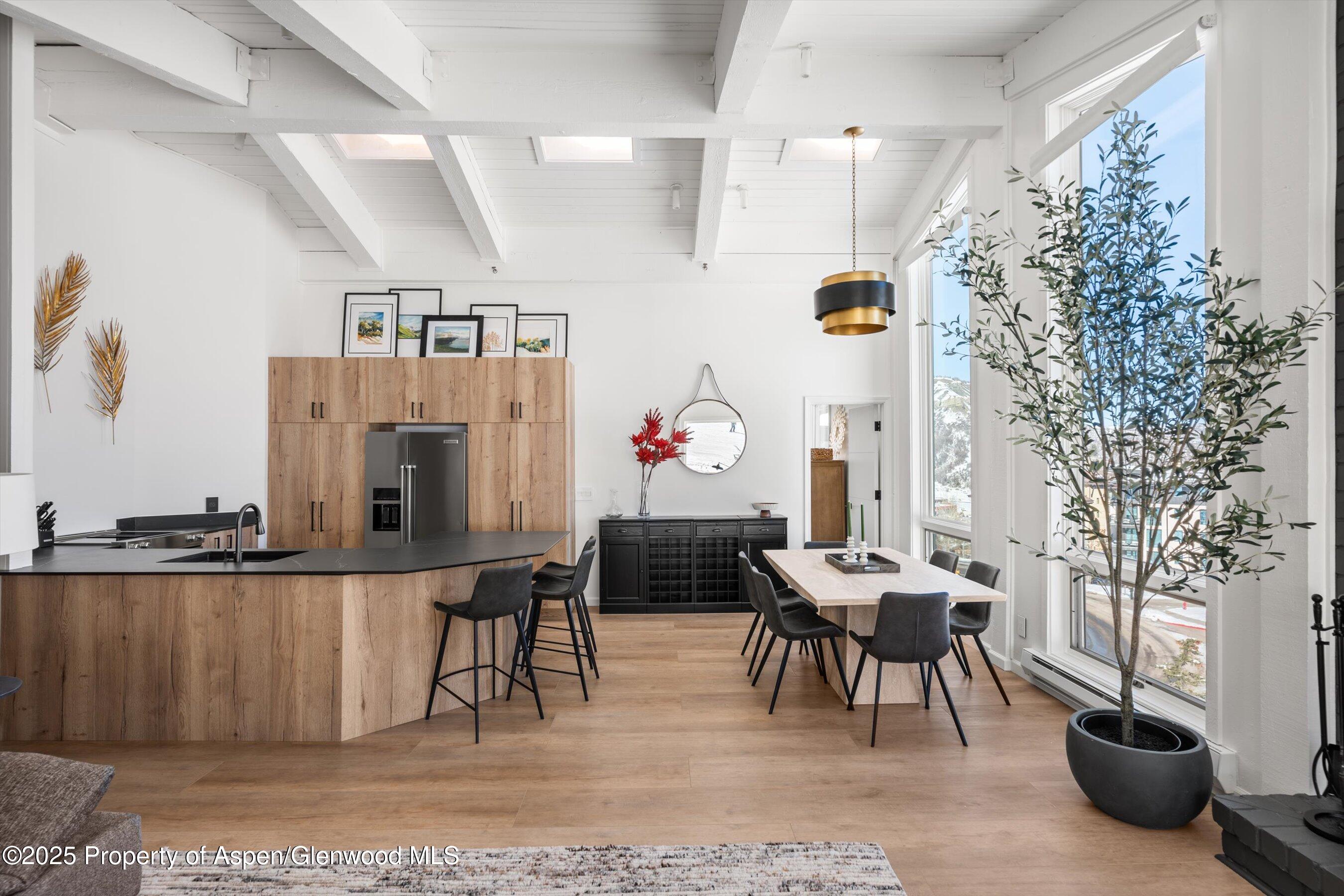 360 Wood Road, Unit 301 Snowmass Village, CO 81615 - Photo 11 of 47 Dining and Kitchen