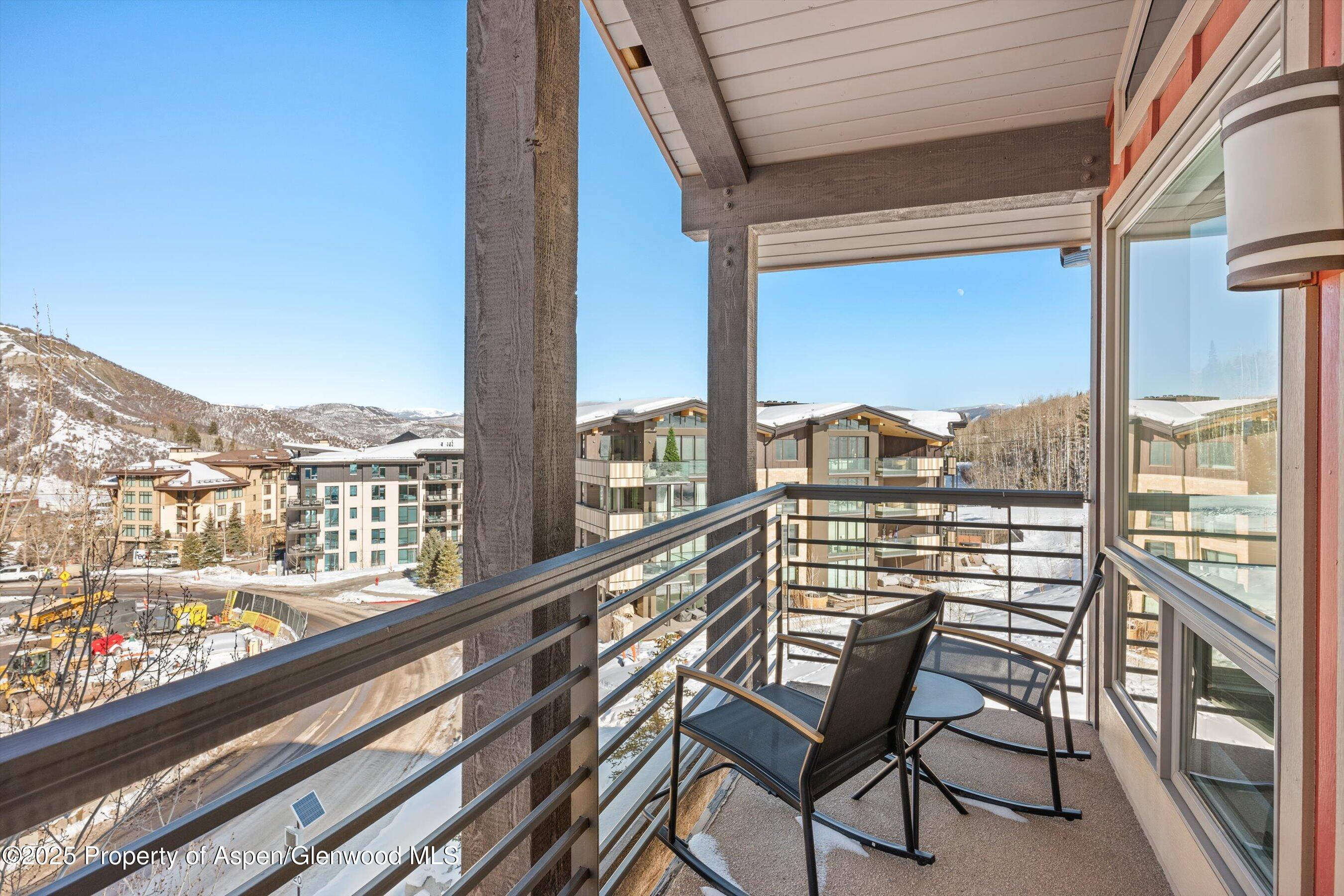 360 Wood Road, Unit 301 Snowmass Village, CO 81615 - Photo 23 of 47 Primary Bedroom Deck