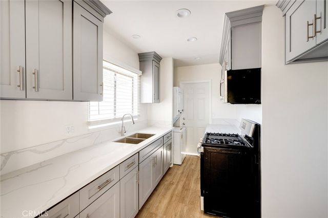 $2,100 | 426 Western Avenue, Unit B, Glendale, CA 91201