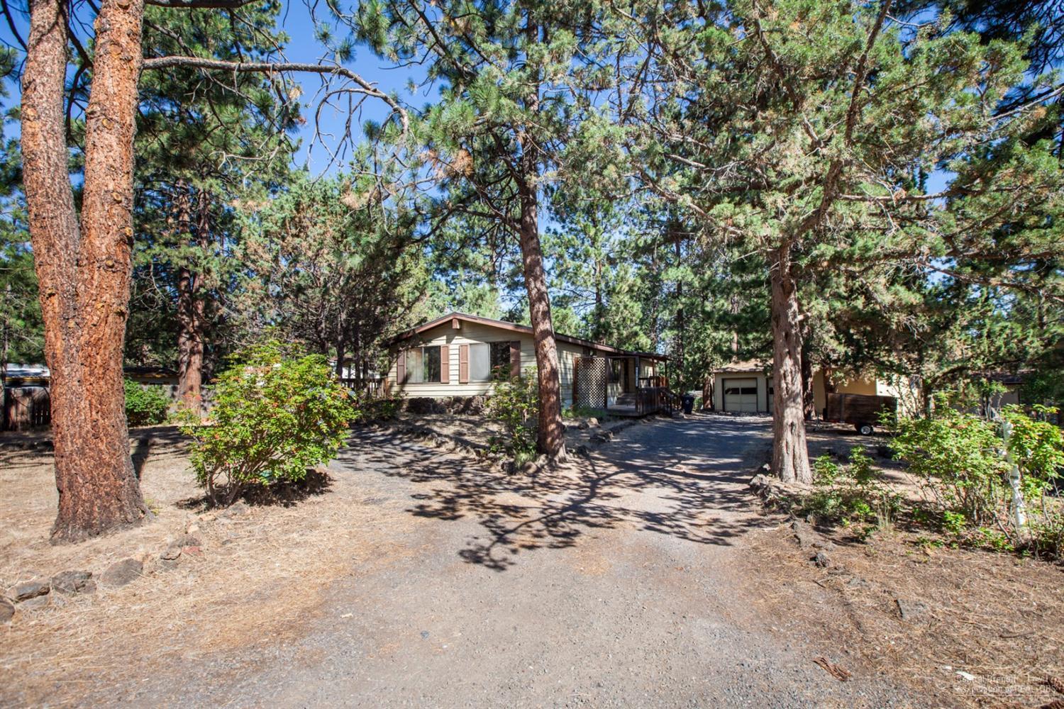 60887 Ridge Drive Bend, OR 97702 - Photo 3 of 25 Additional Photo