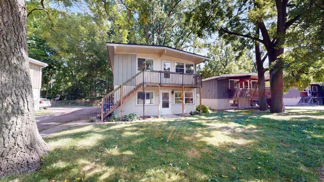 $1,900 | 122 Allen Drive, Unit 1, Ann Arbor, MI 48103