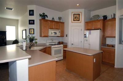 7856 North Rondure Loop Tucson, AZ 85743 - Photo 4 of 9 Gallery Image 4