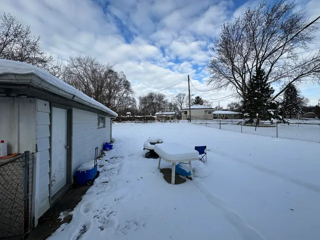 $329,900 | 410 Dodie Drive, Unit 412, Waukesha, WI 53189