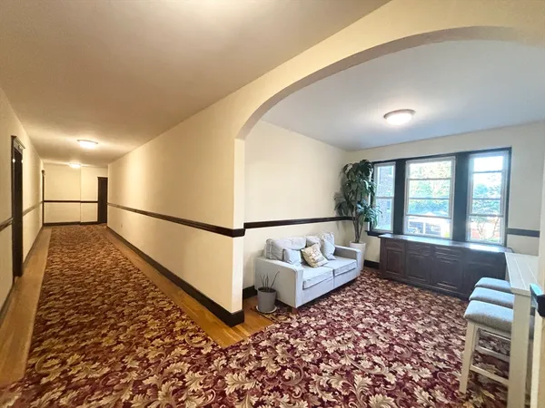 $2,100 | 15 Ives Street, Unit 6, Beverly, MA 01915