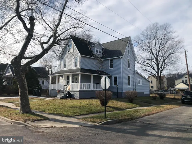 $429,900 | 434 East Maple Avenue, Lindenwold, NJ 08021