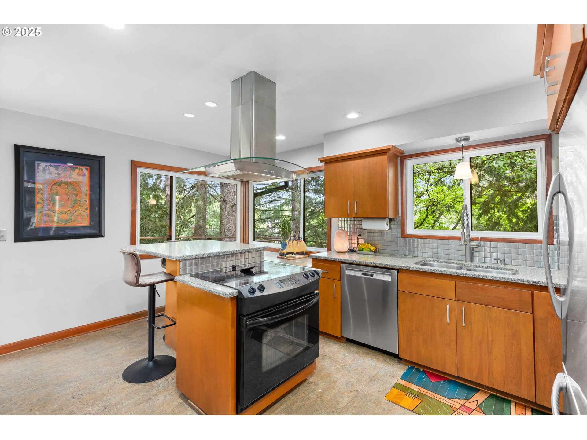 5220 Southwest Shattuck Road Portland, OR 97221 - Photo 12 of 48 Gallery Image 12