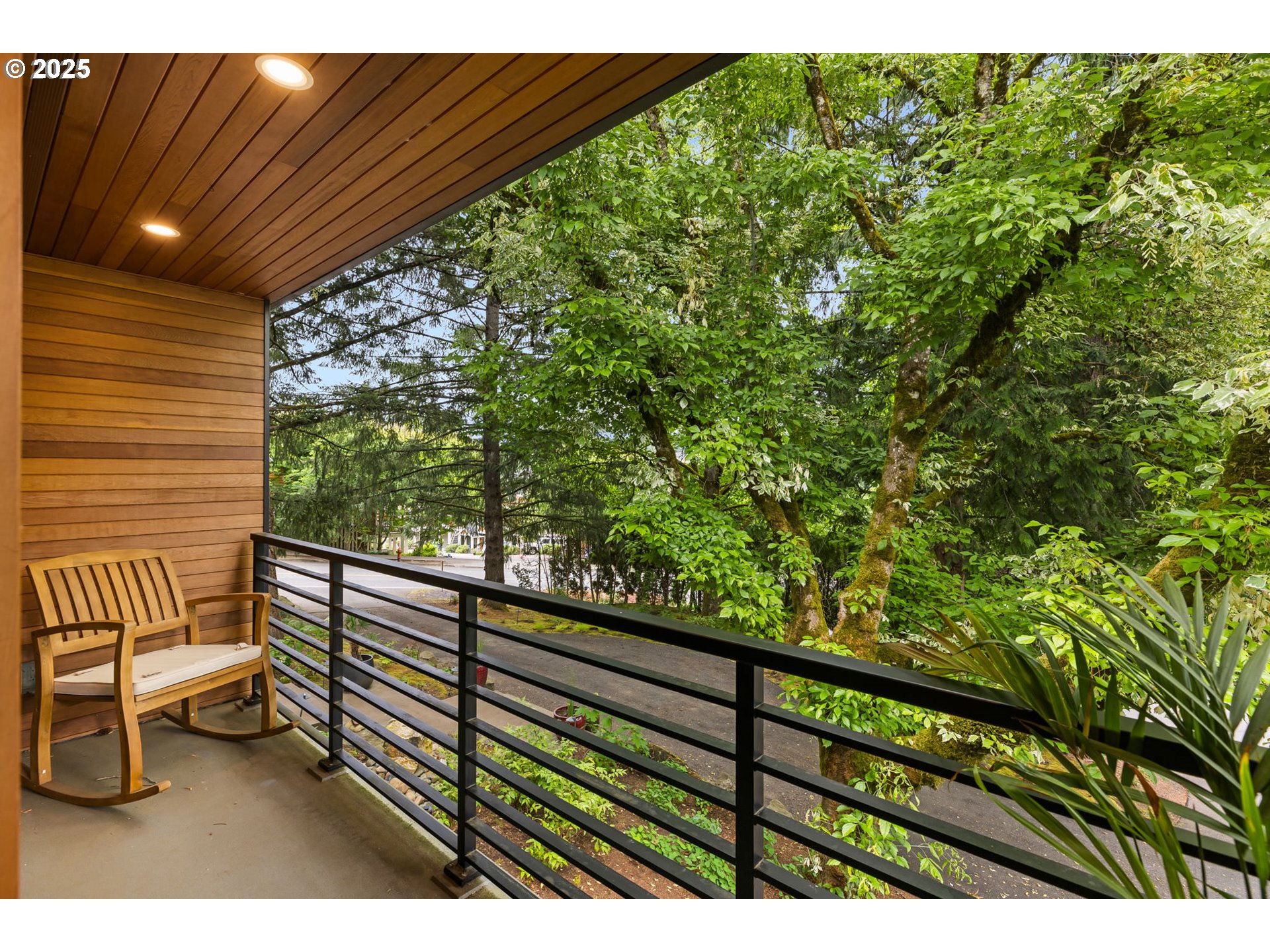5220 Southwest Shattuck Road Portland, OR 97221 - Photo 16 of 48 Gallery Image 16