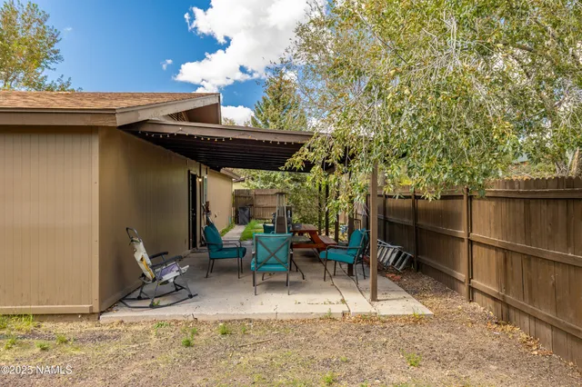 a view of outdoor space yard and patio