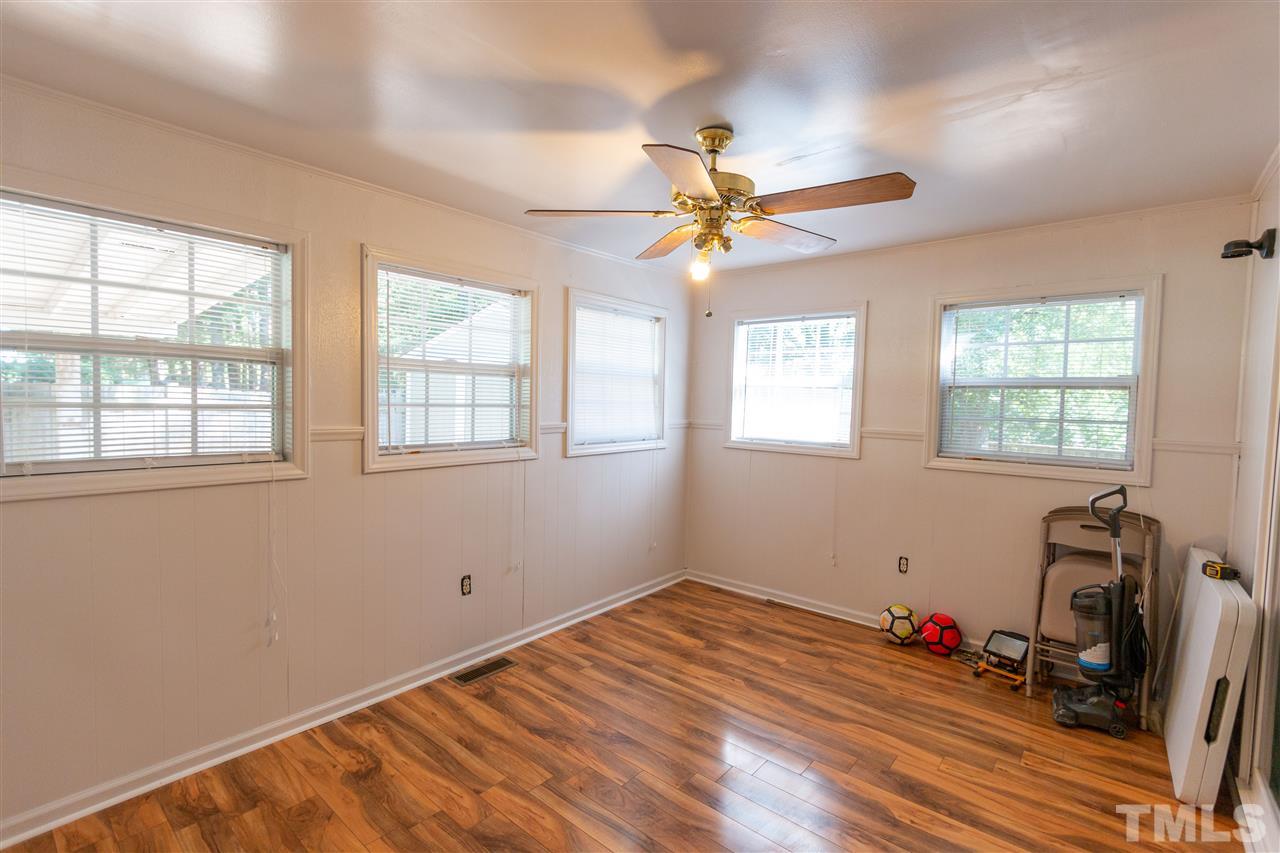 802 Chalk Level Road Durham, NC 27704 - Photo 10 of 18