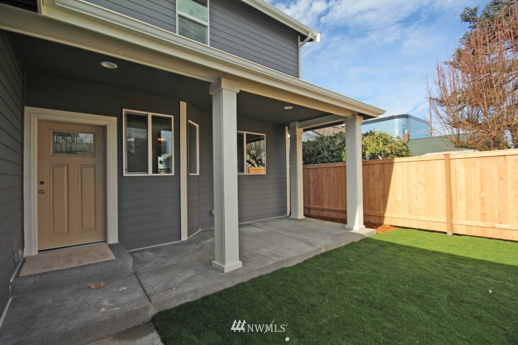 528 Wells Avenue North Renton, WA 98057 - Photo 23 of 25 Gallery Image 23