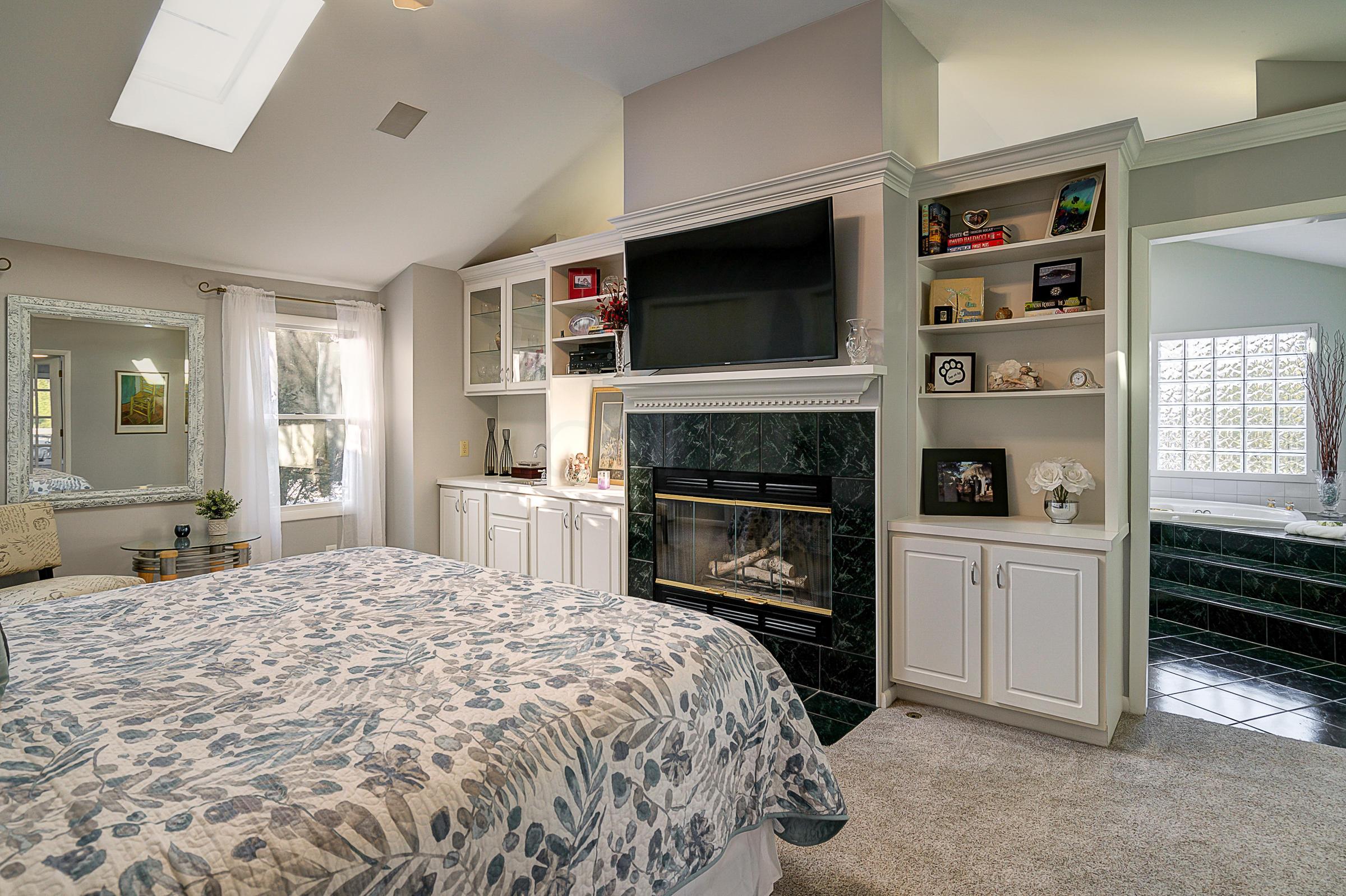 2068 Chardon Road Upper Arlington, OH 43220 - Photo 15 of 41