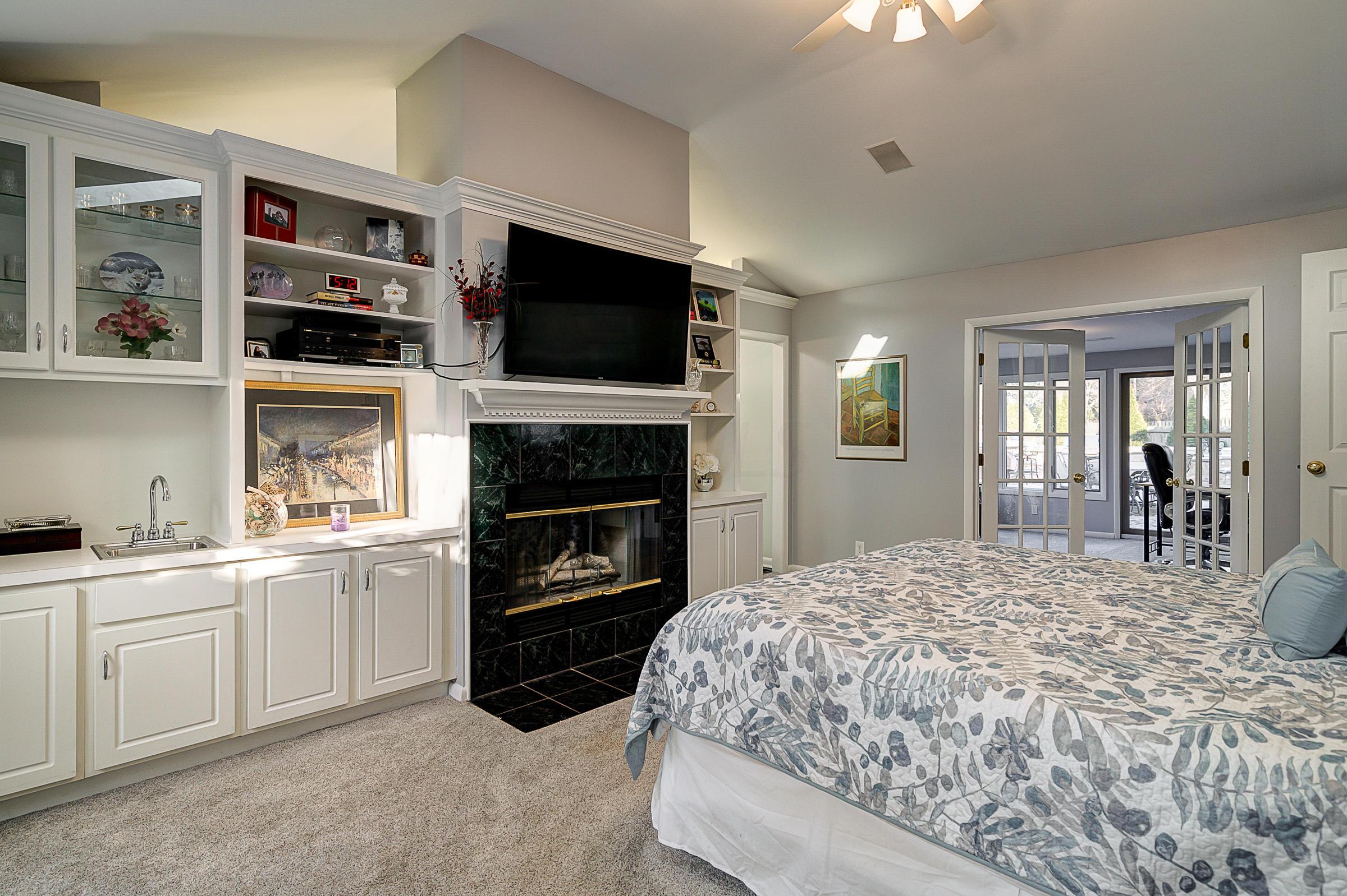 2068 Chardon Road Upper Arlington, OH 43220 - Photo 16 of 41