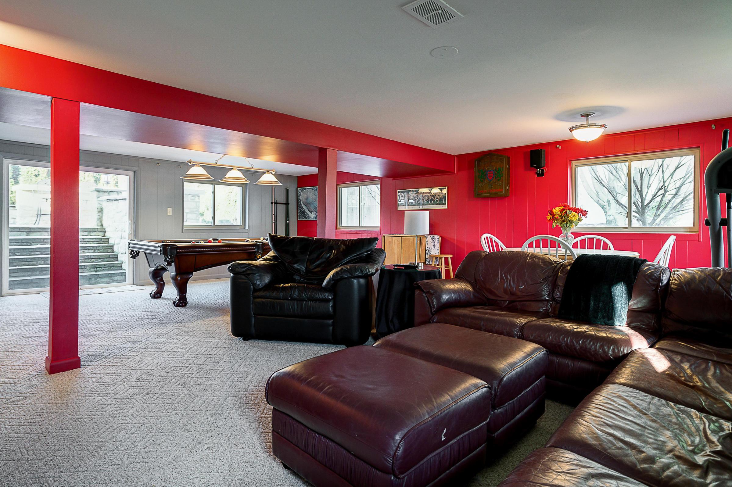 2068 Chardon Road Upper Arlington, OH 43220 - Photo 23 of 41