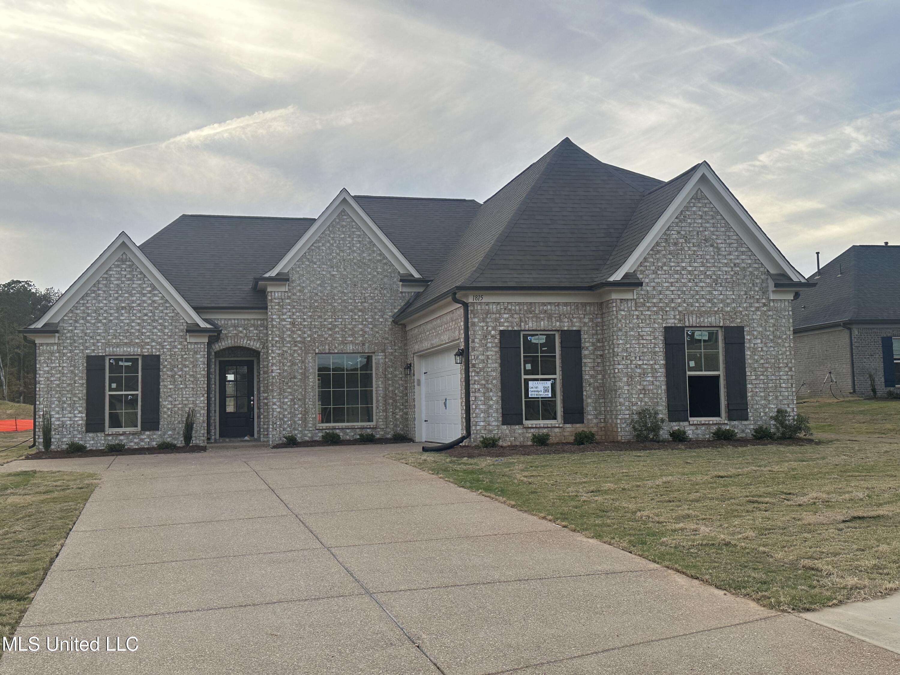 1815 Millers Cove Hernando, MS 38651 - Photo 1 of 4 CF952A77-E558-4A00-8449-3E42080A76A5